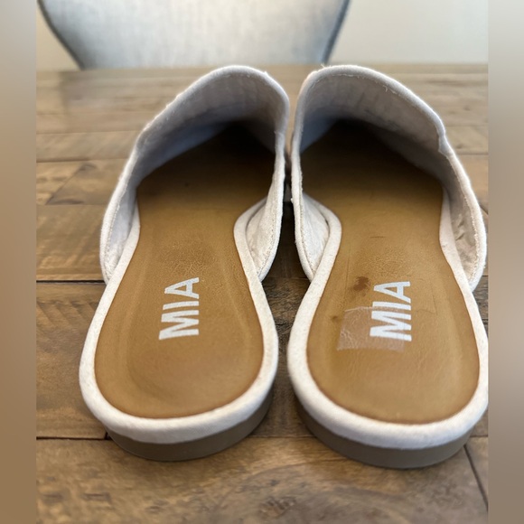 MIA Rattan mules - Size 8.5 - Picture 4 of 5